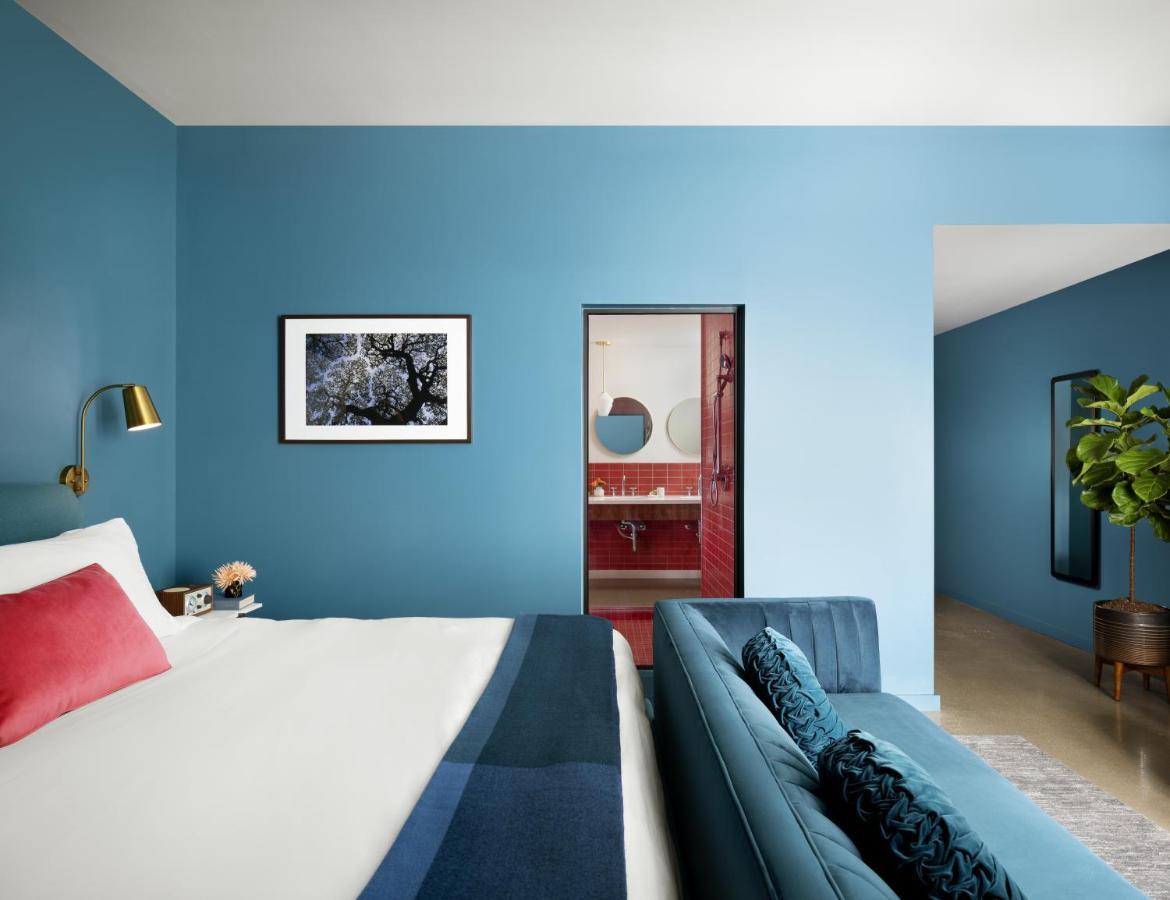 The Ruby Hotel Раунд Рок Екстериор снимка